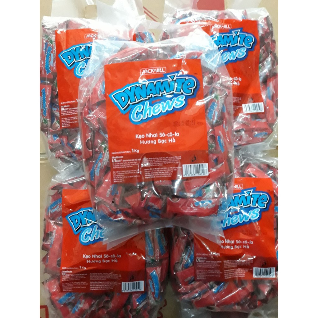 Kẹo Nhai 3 Viên Socola Hương Bạc Hà Dynamite Túi 1kg (Khoảng 190 - 195 chiếc)