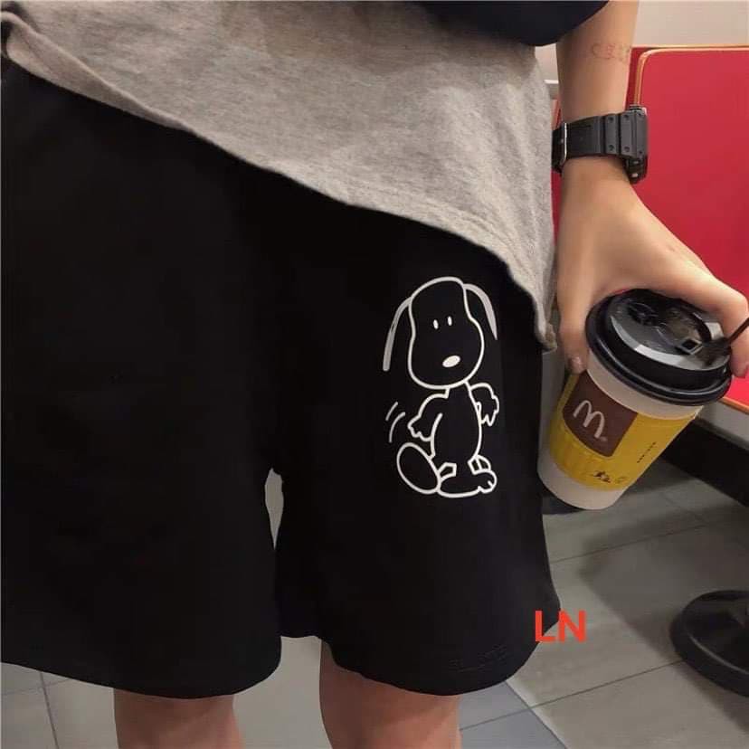 Quần short họa tiết chó con ép nổi