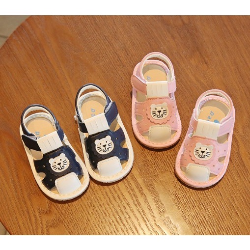 Dép rọ, sandal tập đi đế mềm hổ con cho bé trai bé gái 0-2 tuổi(Hàng Quảng châu)