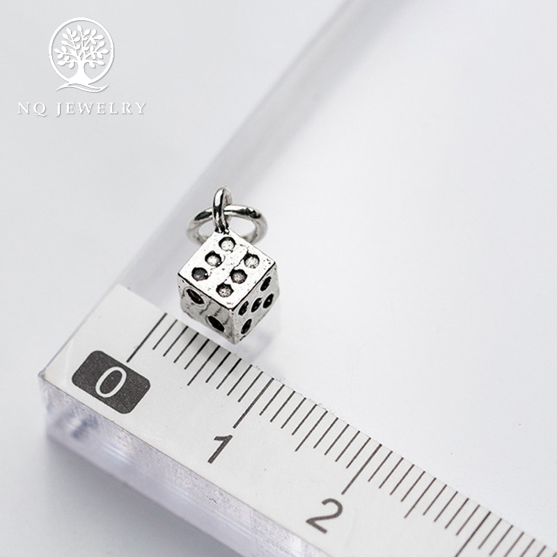 Charm bạc mặt hạt xúc xắc treo - NQ Jewelry