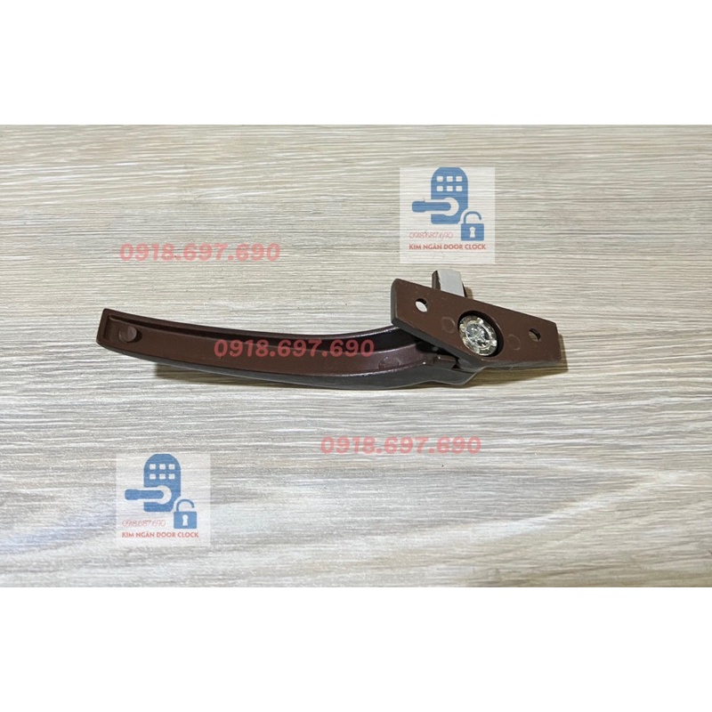 Tay gạt  khoá cửa sổ màu nâu giá tốt