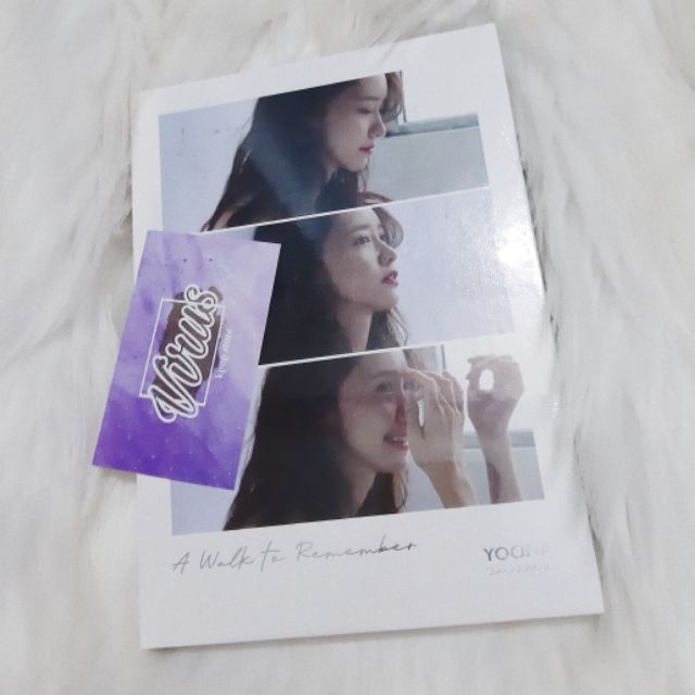 Album ảnh nhạc YOONA - A WALK TO REMEMBER (có sẵn)