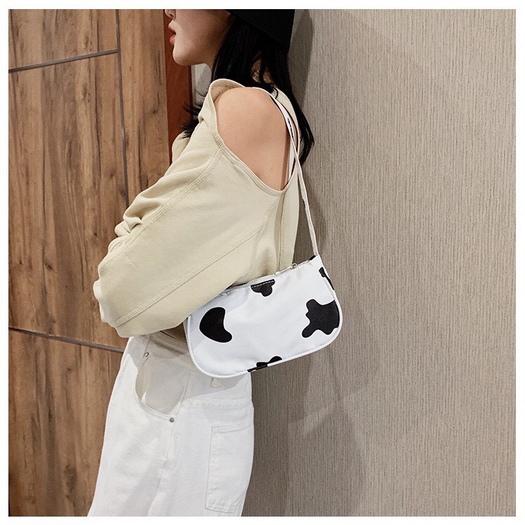 [Mã FAMAYWA2 giảm 10K đơn 50K] Túi kẹp nách phối dây xích hoạ tiết bò sữa thời trang siêu hót cho nữ TFT913 | BigBuy360 - bigbuy360.vn