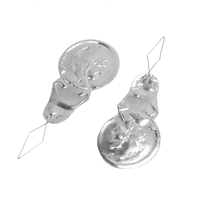 1 Gói Dụng Cụ Xỏ Chỉ Bằng Nhôm Màu Bạc