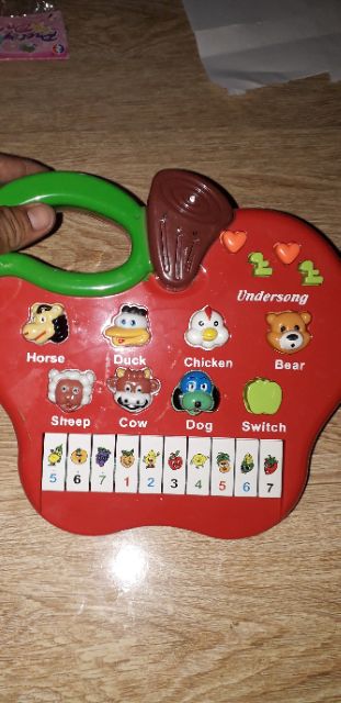 Đàn hình quả táo có nhạc và đèn Led nhiều chế độ bằng nhựa rất đẹp tặng kèm PIN
