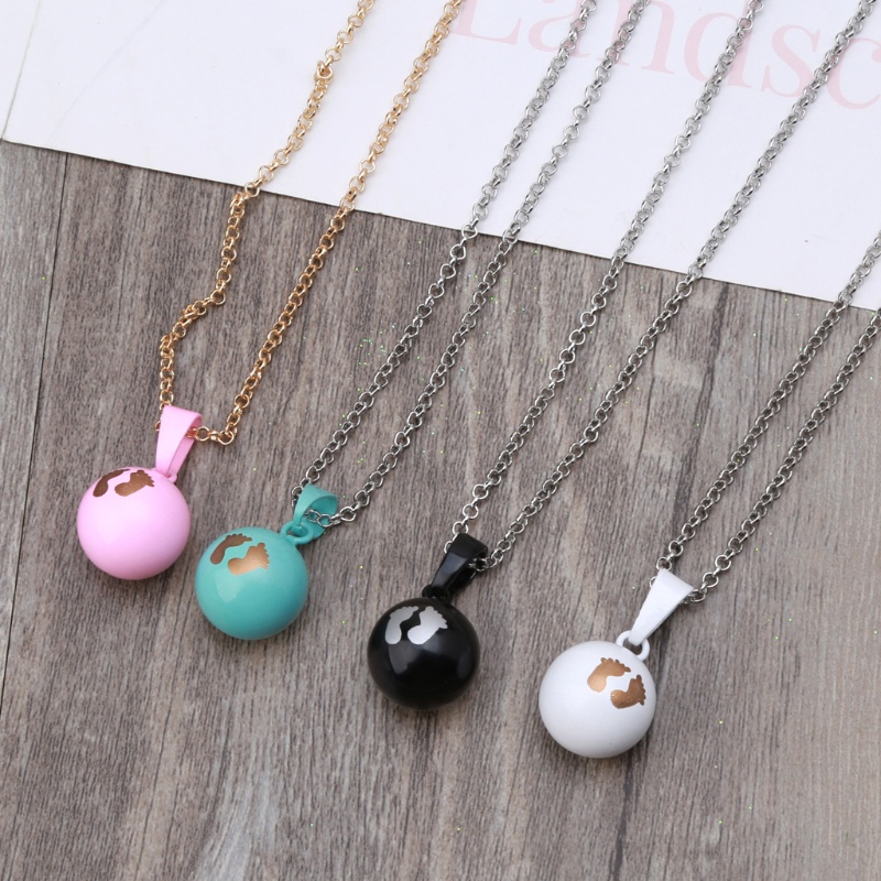 Vòng cổ Mặt Hình Dấu Chân Em Bé Rực Rỡ