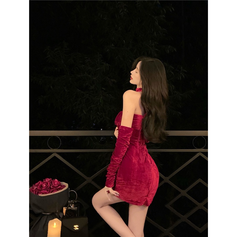 Đầm nhung nữ thu đông retro váy dây trễ vai gợi cảm hot girl bó sát bèo nhún phong cách sang trọng đầu xu hướng 2021