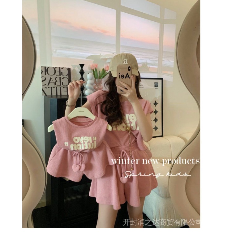 Bộ Đồ Thể Thao Hai Mảnh Mùa Hè Phong Cách Phương Tây In Họa Tiết Thời Trang Đường Phố Cho Mẹ Và Bé 2023