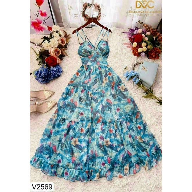 Đầm váy nữ maxi 2 dây với màu xanh họa tiết xinh xắn, bồng bềnh thích hợp cho các nàng mang đi du lịch, đi biển