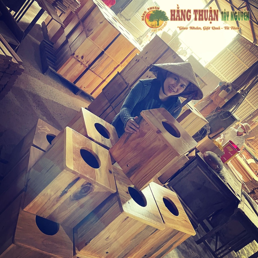 Combo Ghế Gỗ Thông Tự Nhiên Và Túi Xông Phụ Khoa Sét 12-24 Gói