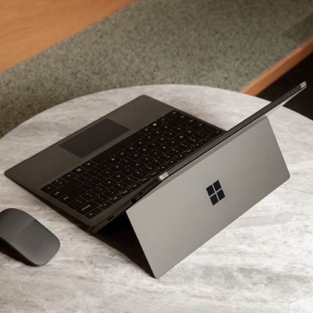 Máy tính bảng Surface Pro 7 (kèm bàn phím)
