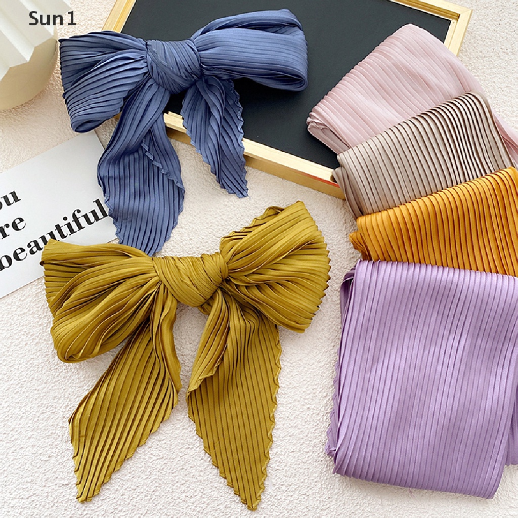 Sun1 &gt; Khăn Satin Xếp Ly Hình Vuông Thắt Nơ Cho Nữ