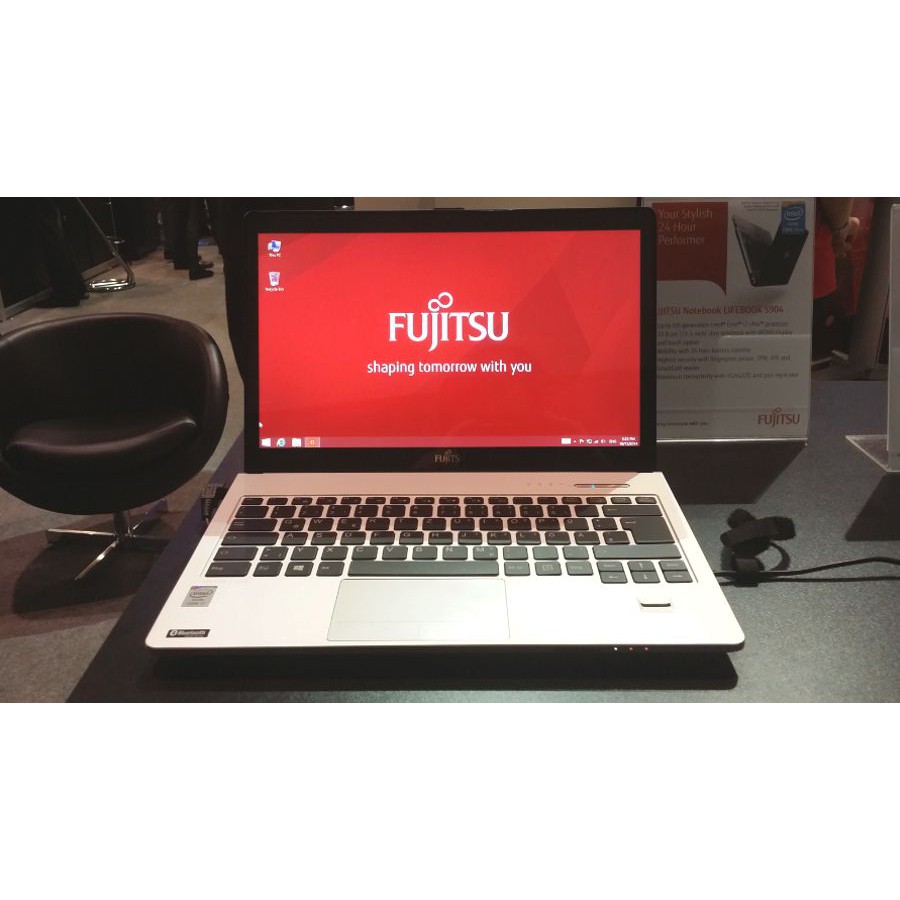 Laptop Nhật Bản Fujitsu S904 Core i5, 4gb ram, 128gb SSD, 13.3inch Full HD, vỏ nhôm sang trọng