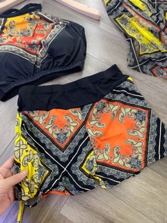 Bộ bơi 3 chi tiết( áo + quần+ khăn)