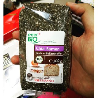 Hạt Chia hữu cơ enerBio nội địa Đức 300gram. Hàng xách tay Đức 100%. Hạn sử dụng 2021