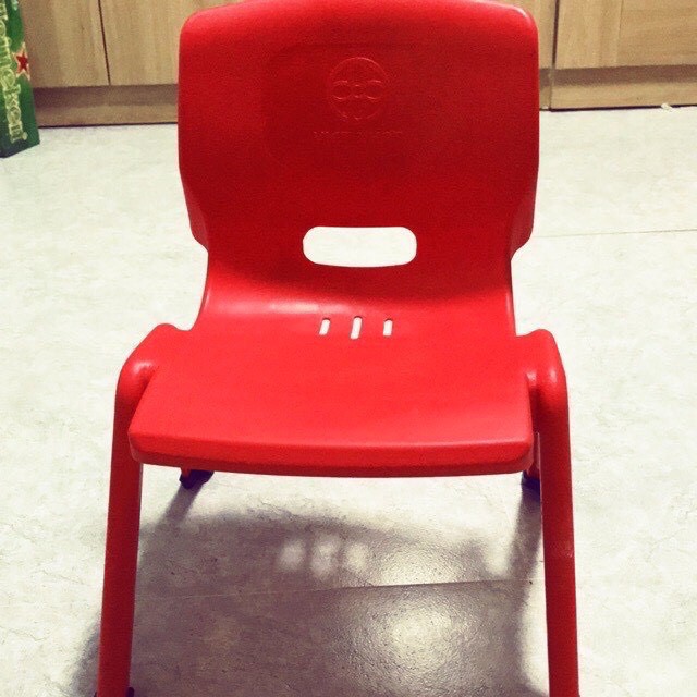 Ghế nhựa mầm non gia long 970. Siêu dày loại 1