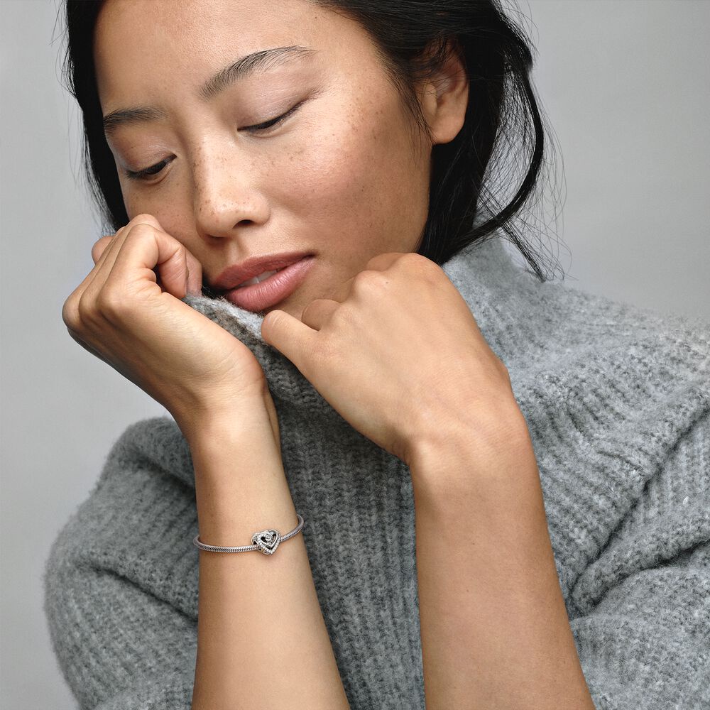 Charm Của Trái Tim Lấp Lánh