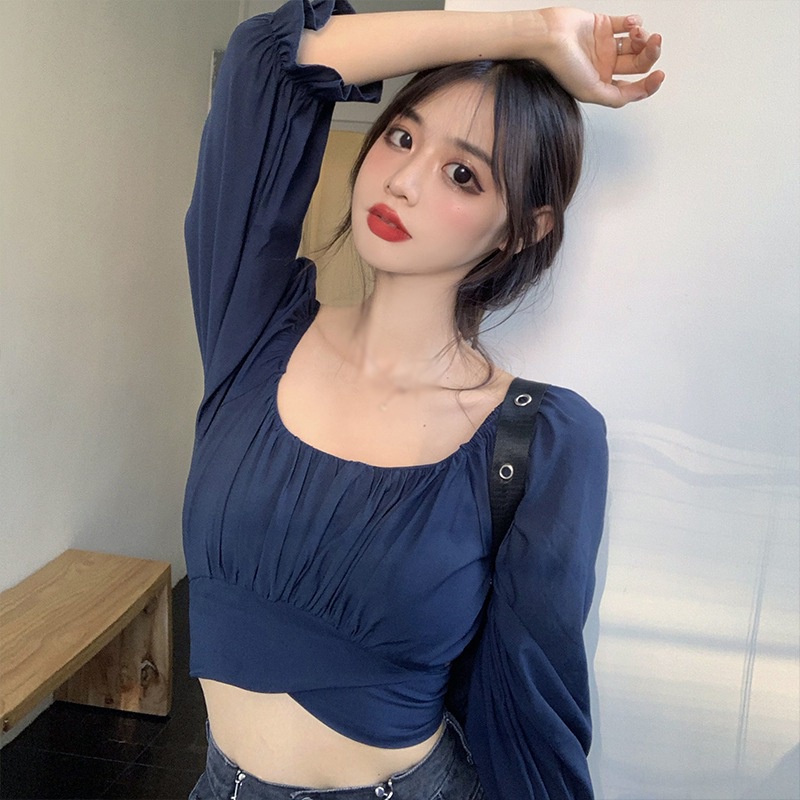 Áo Croptop Tay Dài Cổ Vuông Thiết Kế Hở Lưng Quyến Rũ