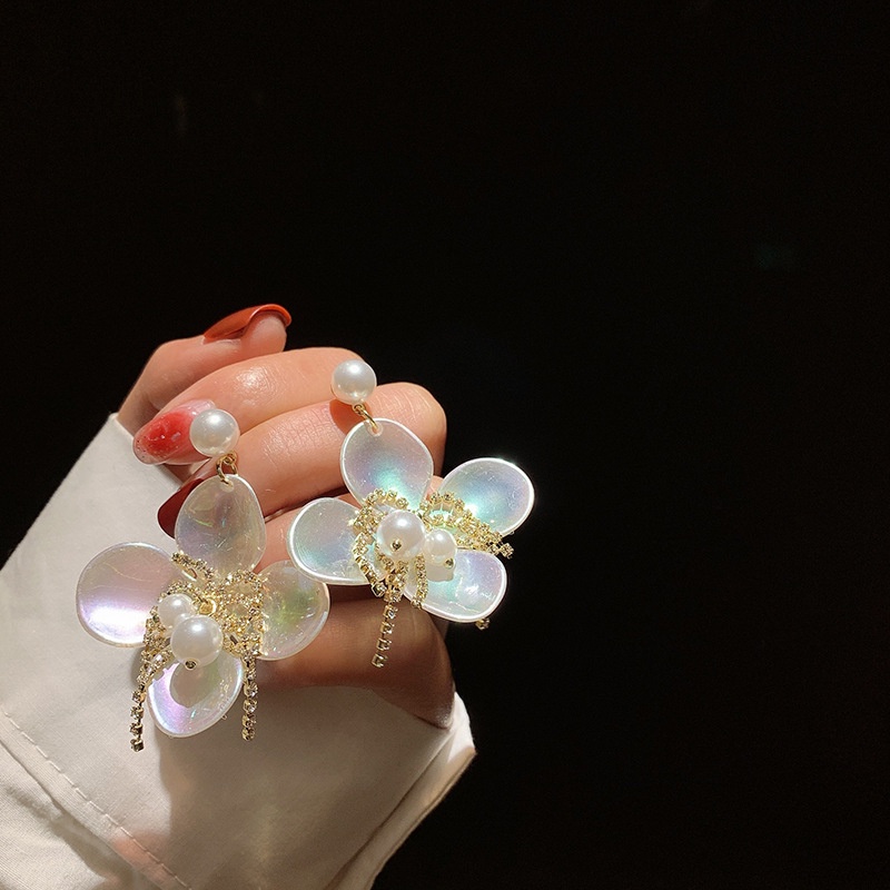 Bông Tai Hình Hoa Đính Ngọc Trai Thiết Kế Mới Thời Trang Theo Phong Cách Âu Mỹ