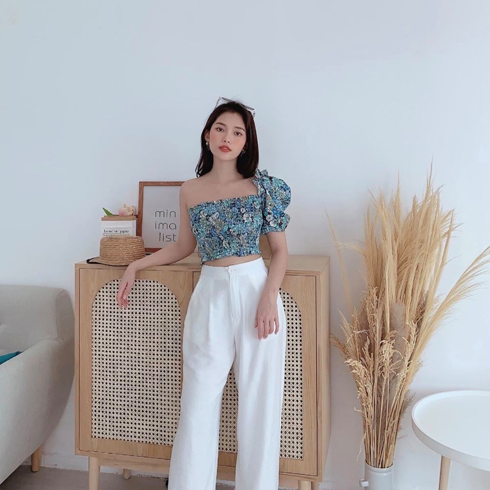 Áo crop hoa nhún chỉ lệch tay