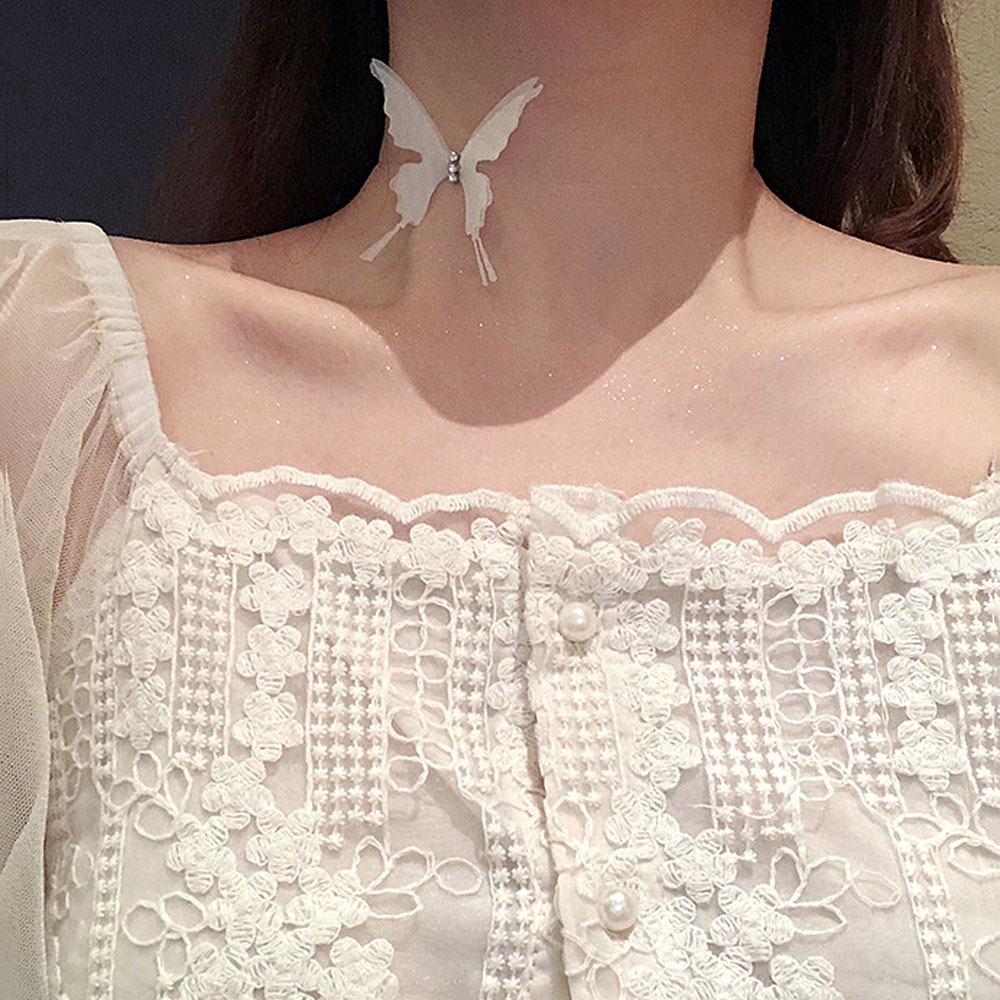 Vòng Choker Phối Ren Mặt Bươm Bướm Xinh Xắn Dành Cho Nữ