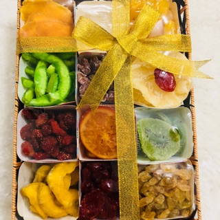 Giỏ mứt tết Thái Lan