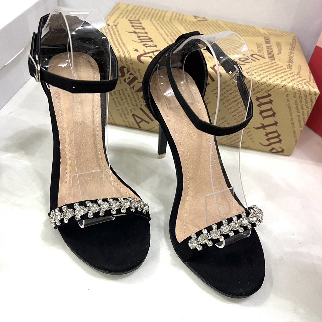 Guốc sandal cao gót quai đính đá gót nhọn cao 9cm thời trang chất da lộn mã HD01