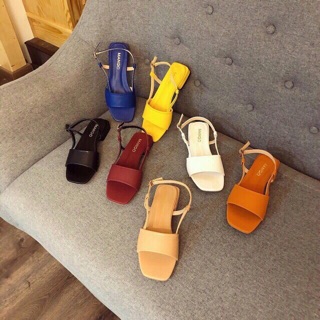 Sandal Trơn Gót Vuông