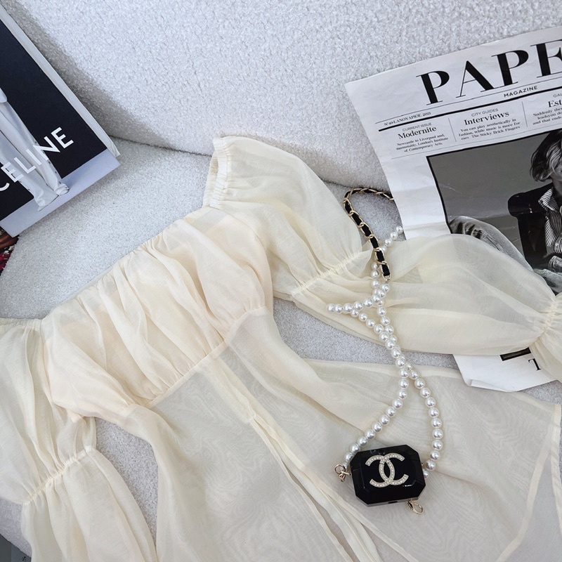 Áo voan tay dài xẻ tà nude(Sẵn tại shop )