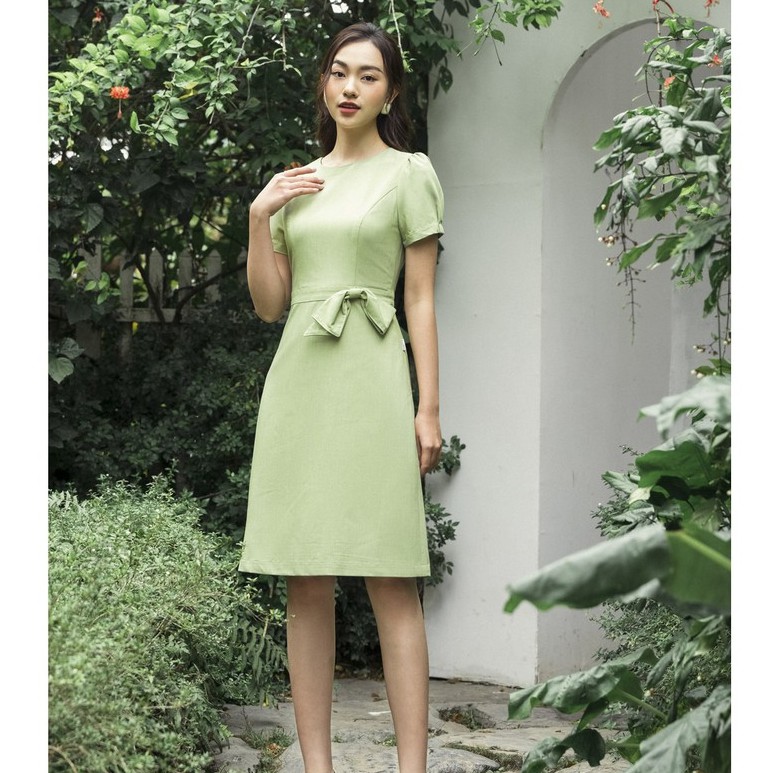 Đầm ôm A may chần chỉ eo đính nơ Emspo DS4020