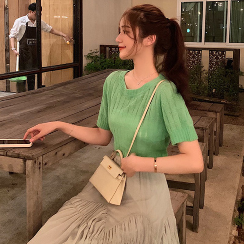 Áo croptop dệt kim tay ngắn phong cách Hàn Quốc