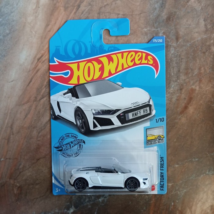 Hot Wheels Mô Hình Xe Hơi Audi R8 Spyder 2019 Chất Lượng Cao