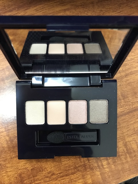 Hộp phấn mắt size mini estee lauder 4 màu mắt mẫu mới Thu 2018