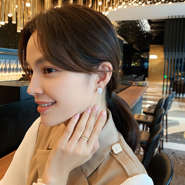 Đôi Bông Tai Mạ Bạc 925 Đính Đá Thời Trang Cho Nữ