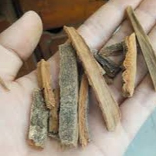 Hậu Phác khô, thơm 100 gram.