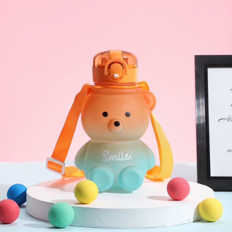 Bình gấu cute màu dung tích 800ml tặng kèm stciker dán