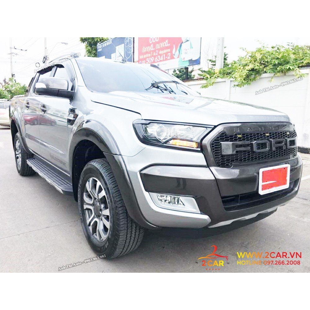 THANH LÝ -Cua Lốp Ford Ranger, Loại đen trơn HÀNG MỚI 100%