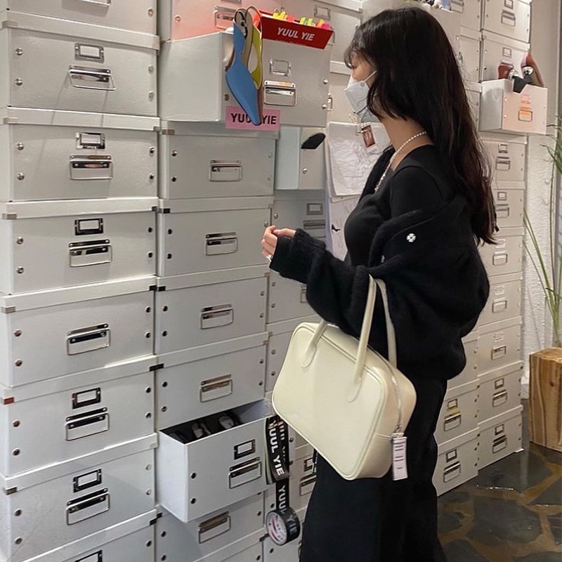 Túi Xách Da Sáp Dầu Thiết Kế Hàn Quốc Jennie the Same Nieeh Hình Vuông Màu Đen Kem