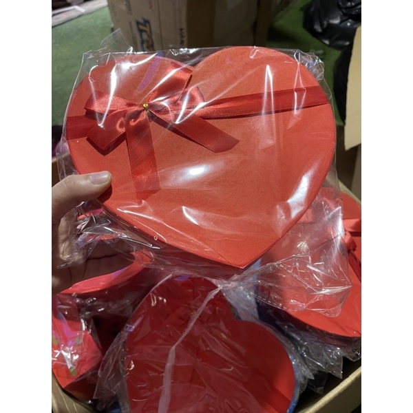 hộp tim bộ 3 đựng  hoa sáp