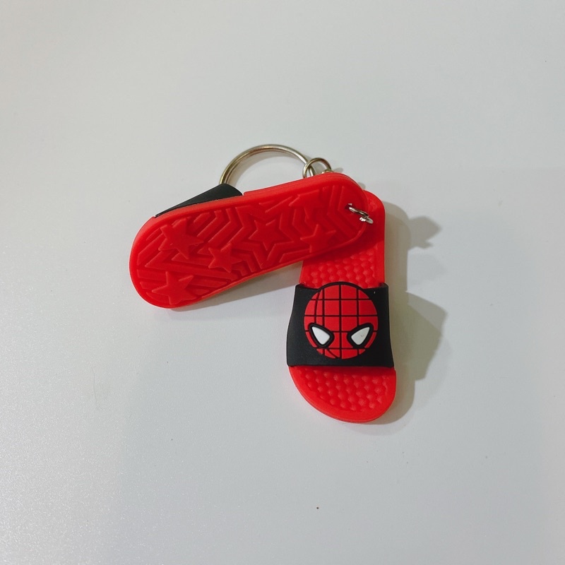 Móc khoá hình đôi dép mini có kèm khoen siêu cute