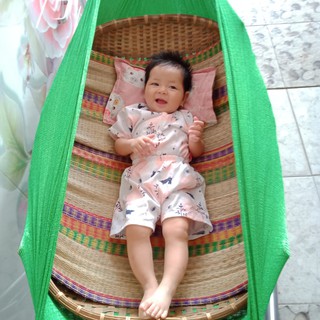 Võng xếp cho bé gồm võng và khung