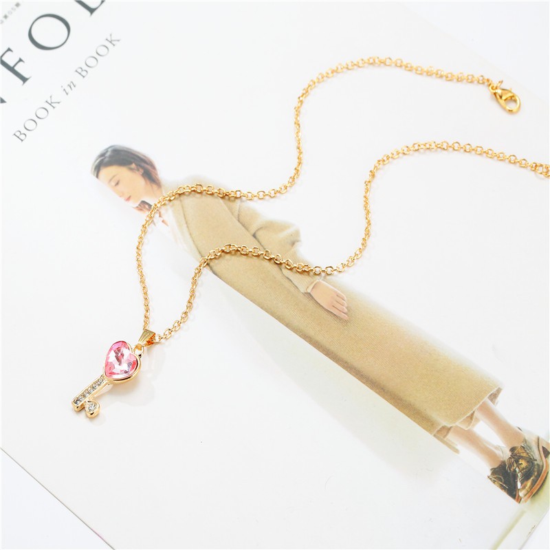 [Mã FAJGT8 giảm 15% đơn 99K] Vòng cổ mặt khóa đính đá tim 9 màu DT15 | BigBuy360 - bigbuy360.vn