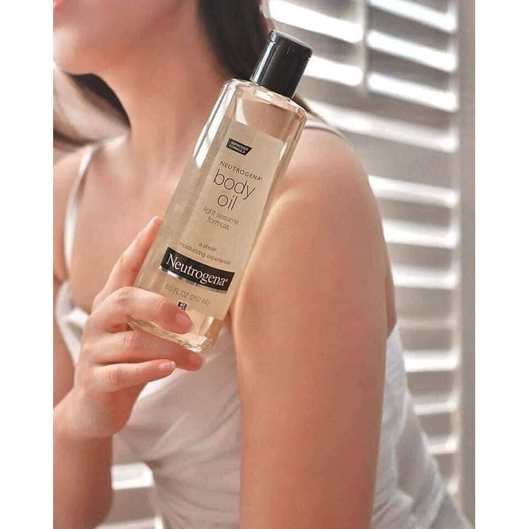 Hsd 2025 Dầu dưỡng thể Neutrogena Body Oil Light 250ml