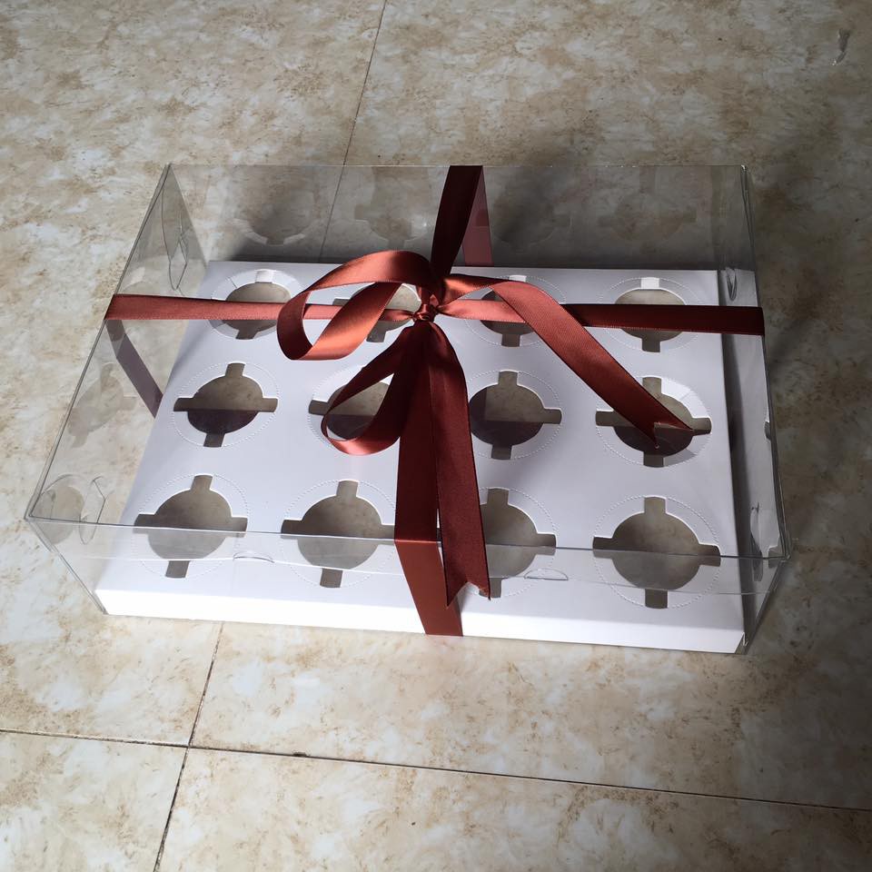10 Hộp đựng cupcake mica mặt kính trong suốt, xinh xắn làm quà tặng