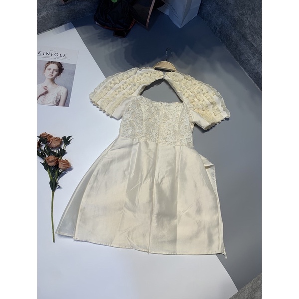 Váy cổ U ren hoa phối váy tacta tà eo siêu hót