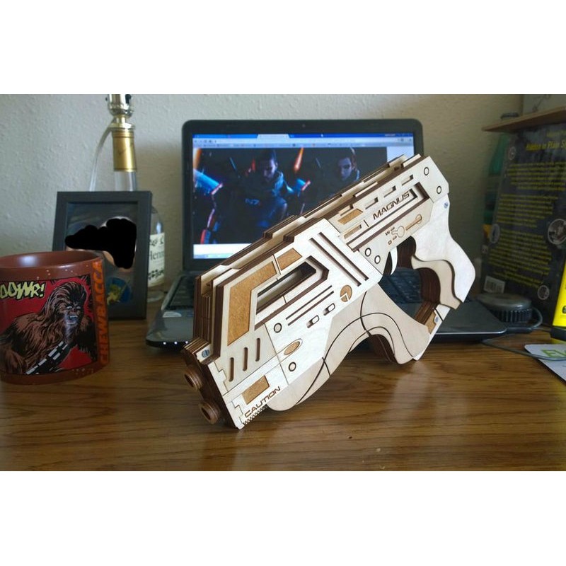 Mô hình đồ chơi súng bắn thun M-6 Carnifex