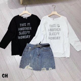 Chân váy bò ngắn rách gấu