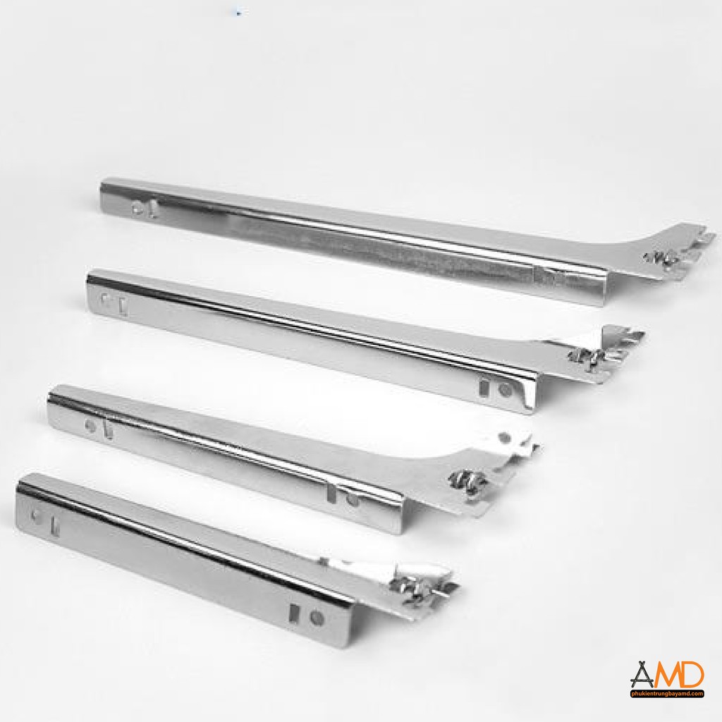 TAY ĐỠ GIÁ KỆ TRƯNG BÀY QUẦN ÁO THỜI TRANG AMD-M32/M33 XIKEN -TDR