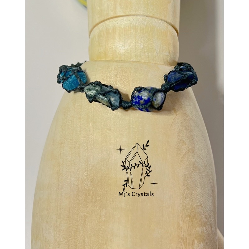 Vòng tay macrame handmade mix 4 loại đá thô theo yêu cầu