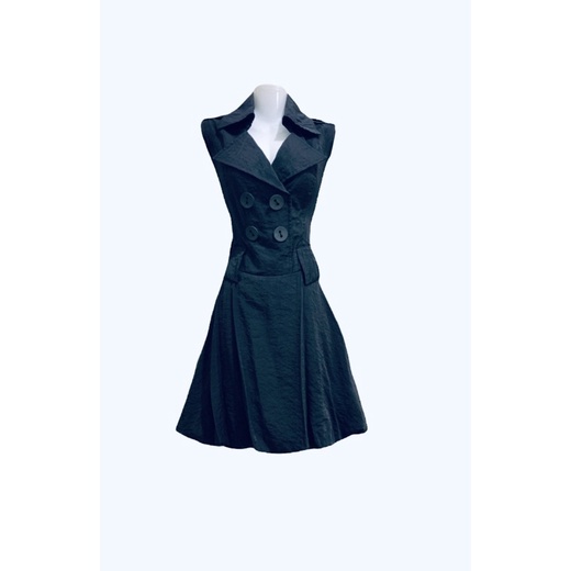 Đầm body cổ vest không tay